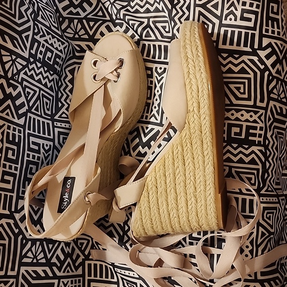 Style & Co. Lace up espadrilles Women's 7.5 - Picture 3 of 8